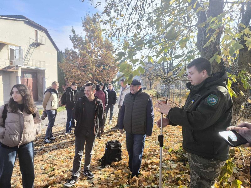 photo 2025 11 06 12 03 33